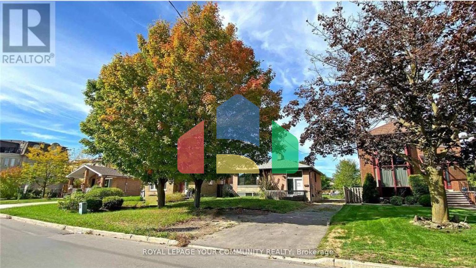 Residential - Single Family Home - Toronto, Canada - Canada