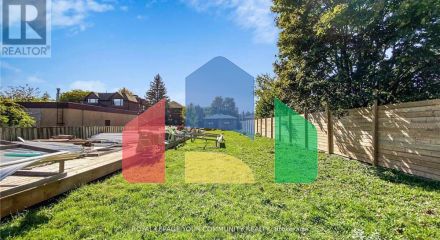 Residential - Single Family Home - Toronto, Canada - Canada