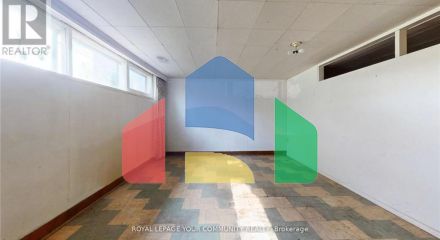 Residential - Single Family Home - Toronto, Canada - Canada