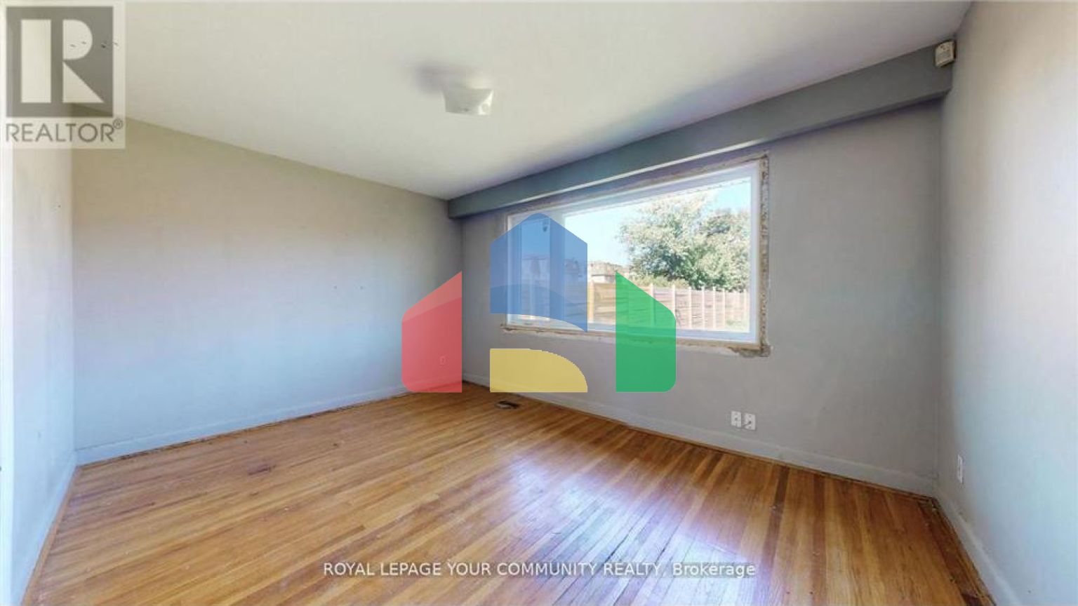 Residential - Single Family Home - Toronto, Canada - Canada