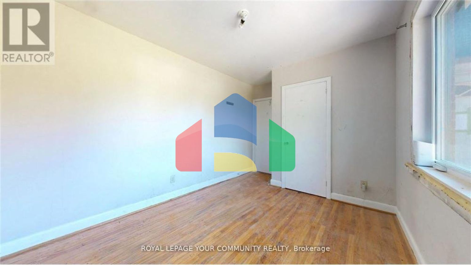 Residential - Single Family Home - Toronto, Canada - Canada