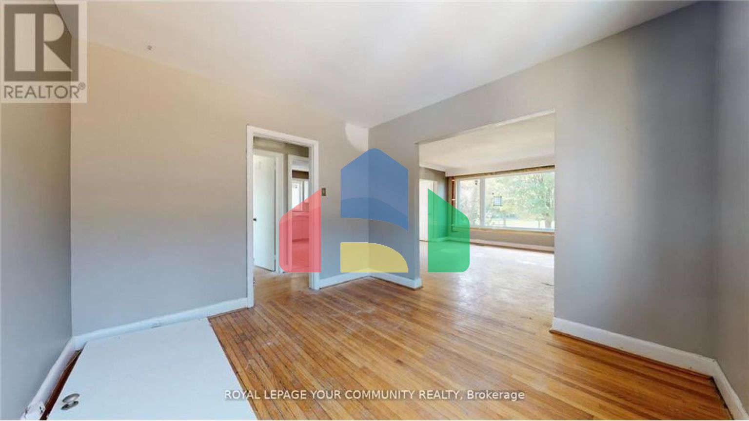 Residential - Single Family Home - Toronto, Canada - Canada