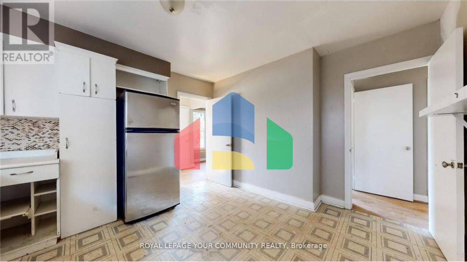 Residential - Single Family Home - Toronto, Canada - Canada