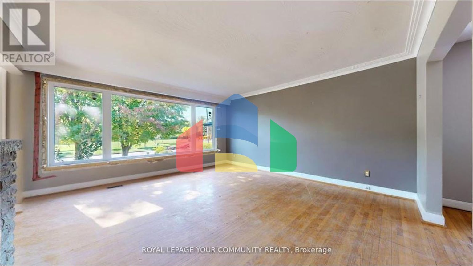 Residential - Single Family Home - Toronto, Canada - Canada