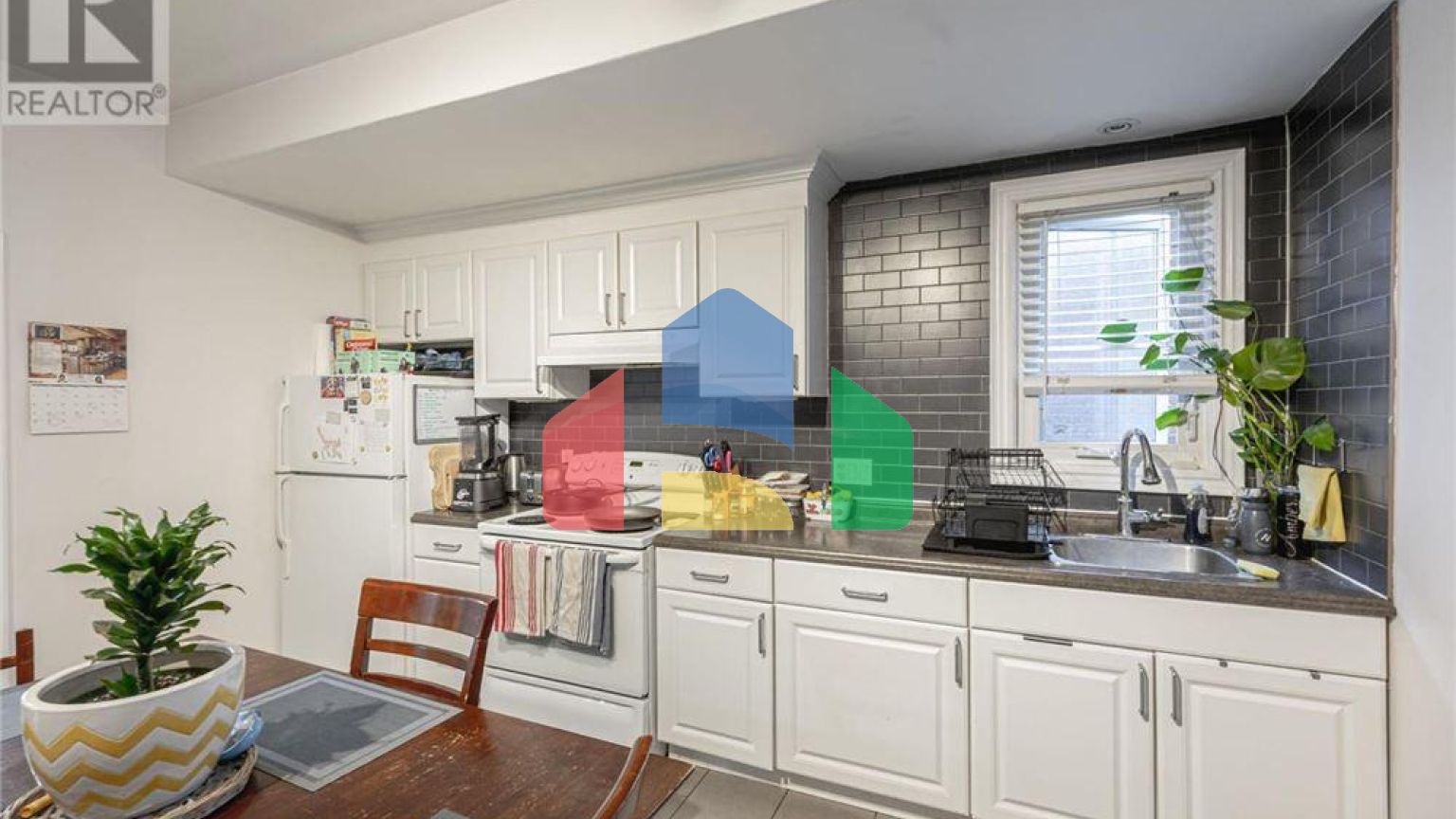 Residential - Single Family Home - Toronto, Canada - Canada