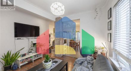 Residential - Single Family Home - Toronto, Canada - Canada