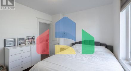 Residential - Single Family Home - Toronto, Canada - Canada