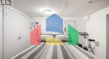 Residential - Single Family Home - Toronto, Canada - Canada