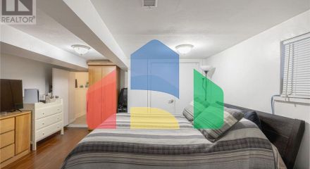 Residential - Single Family Home - Toronto, Canada - Canada