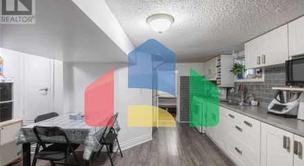 Residential - Single Family Home - Toronto, Canada - Canada