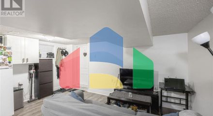 Residential - Single Family Home - Toronto, Canada - Canada