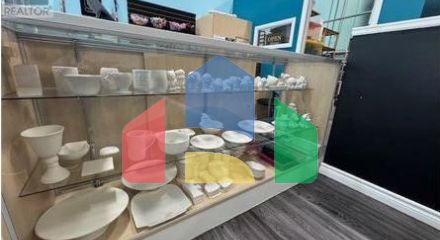 Commercial - Commercial/Retail - Toronto, Canada - Canada