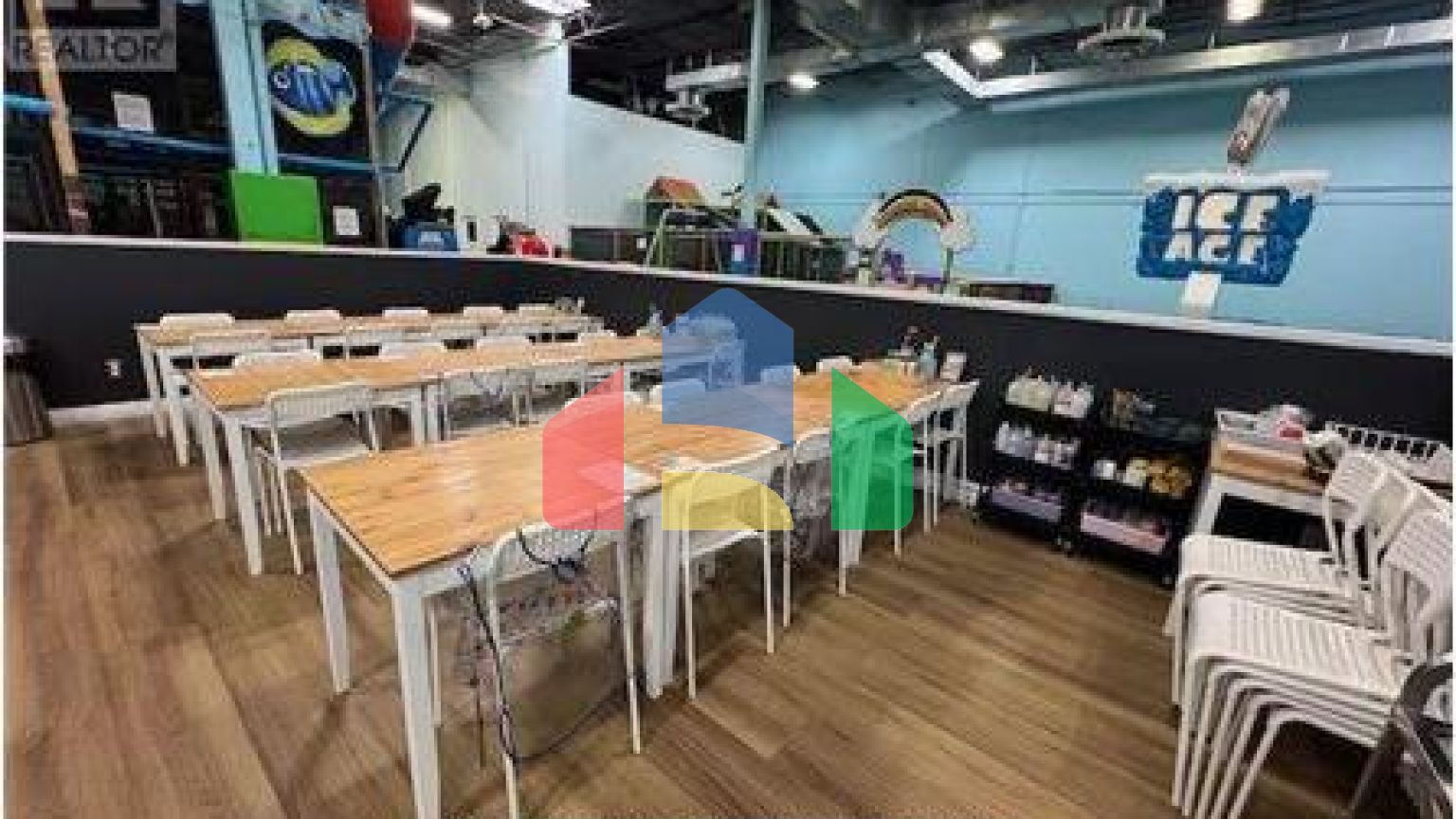 Commercial - Commercial/Retail - Toronto, Canada - Canada