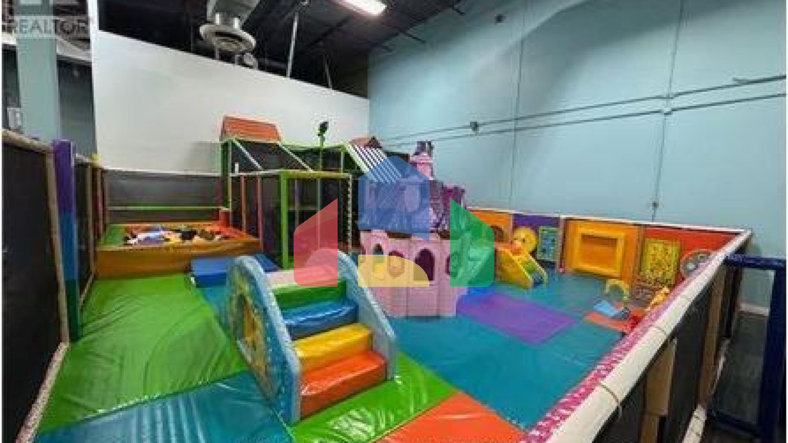 Commercial - Commercial/Retail - Toronto, Canada - Canada