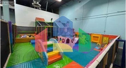 Commercial - Commercial/Retail - Toronto, Canada - Canada