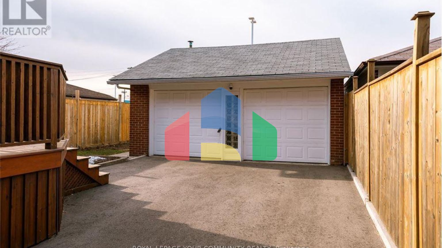 Residential - Single Family Home - Toronto, Canada - Canada