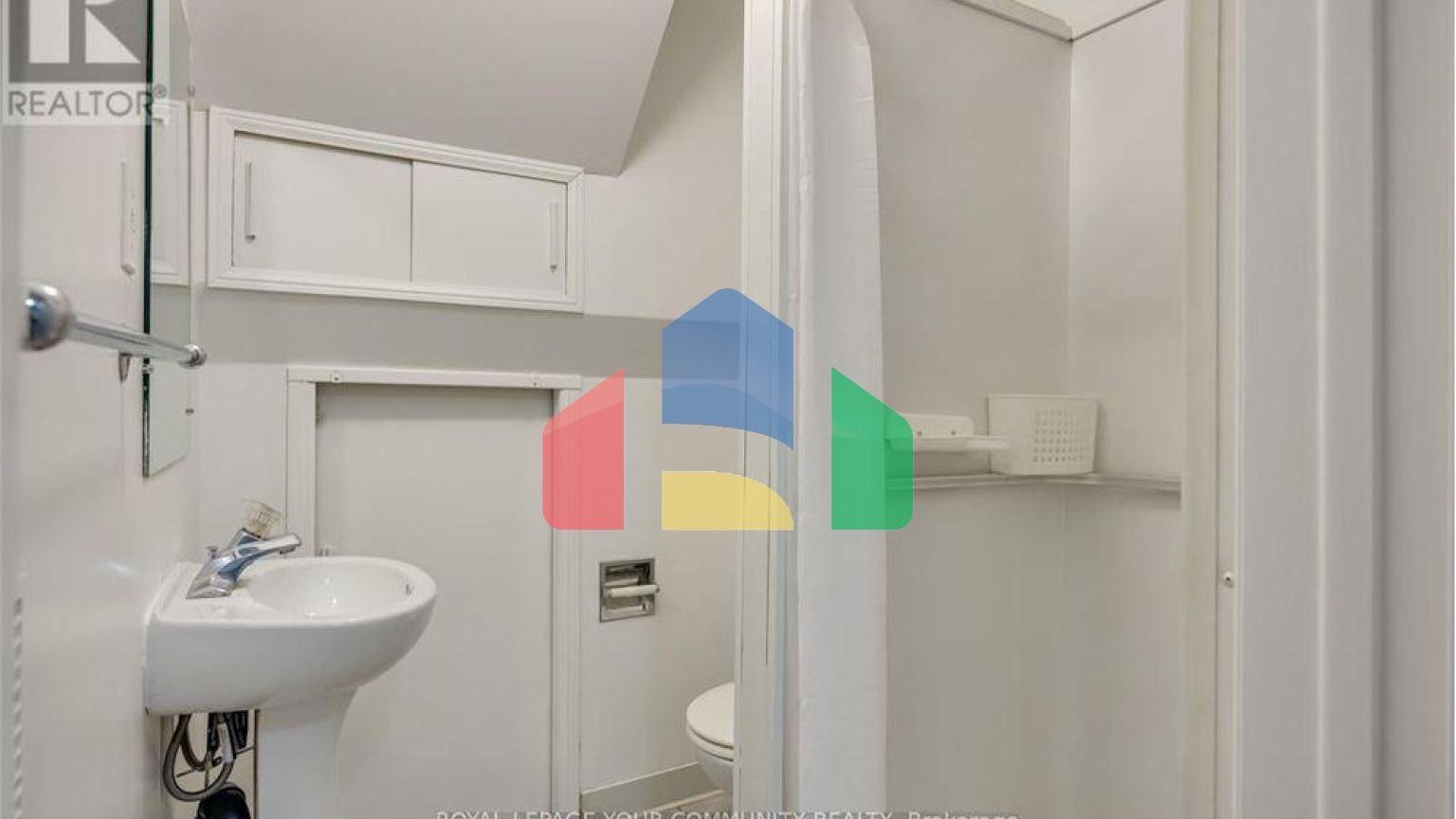 Residential - Single Family Home - Toronto, Canada - Canada