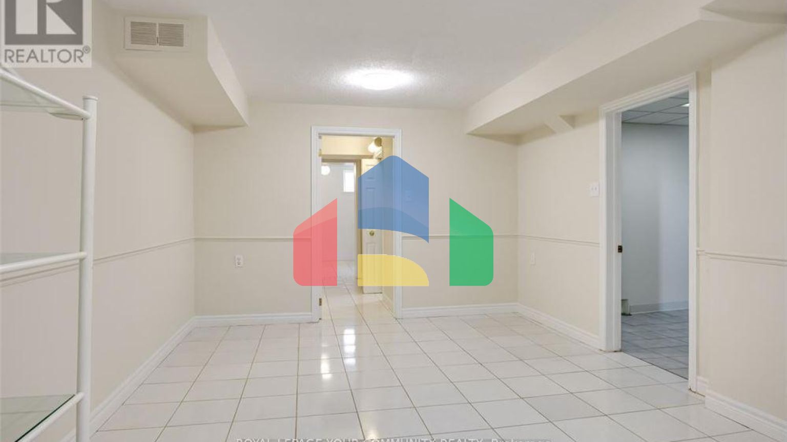 Residential - Single Family Home - Toronto, Canada - Canada