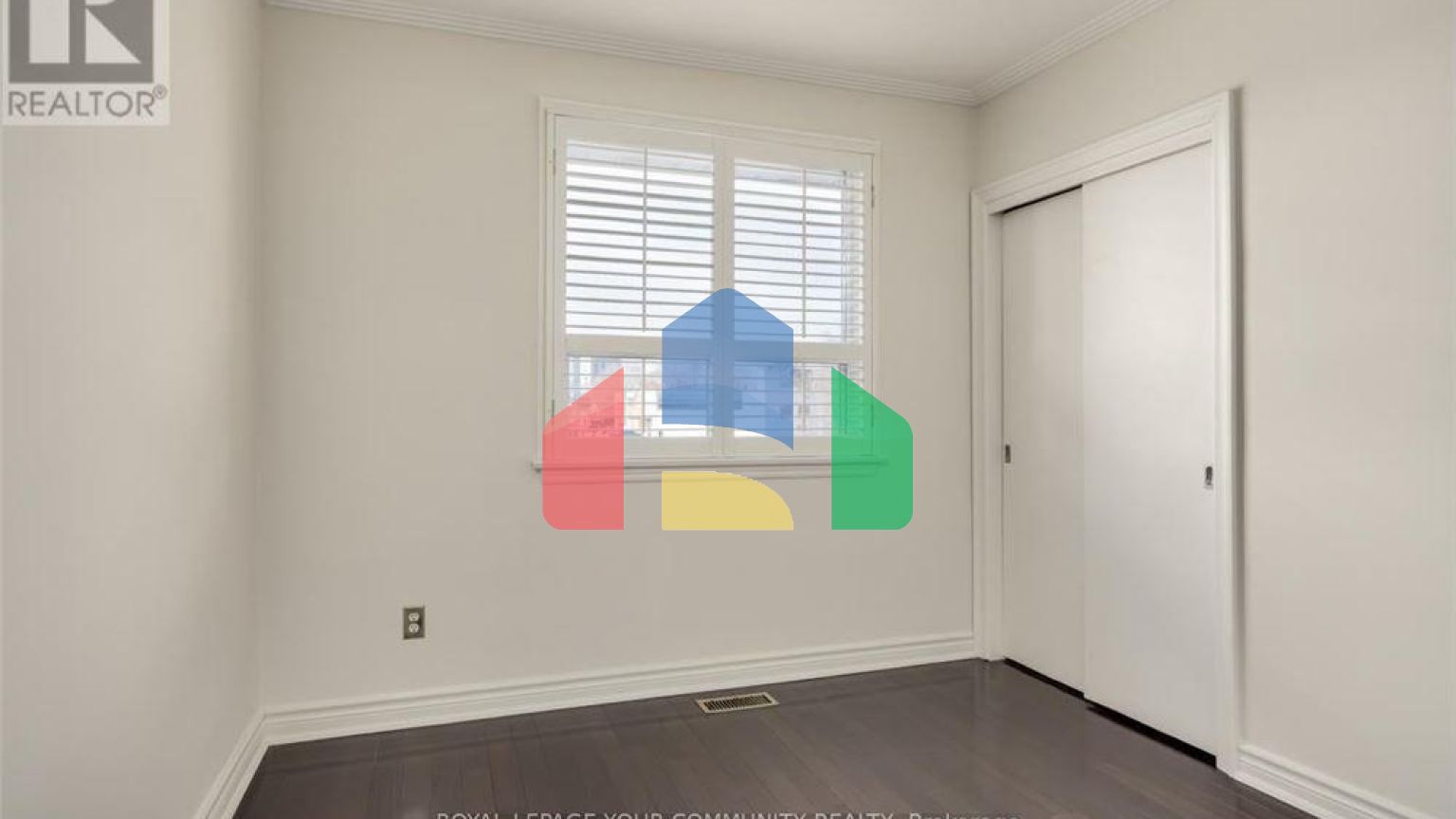 Residential - Single Family Home - Toronto, Canada - Canada