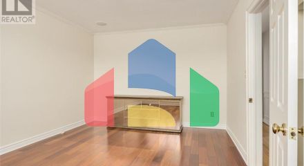 Residential - Single Family Home - Toronto, Canada - Canada