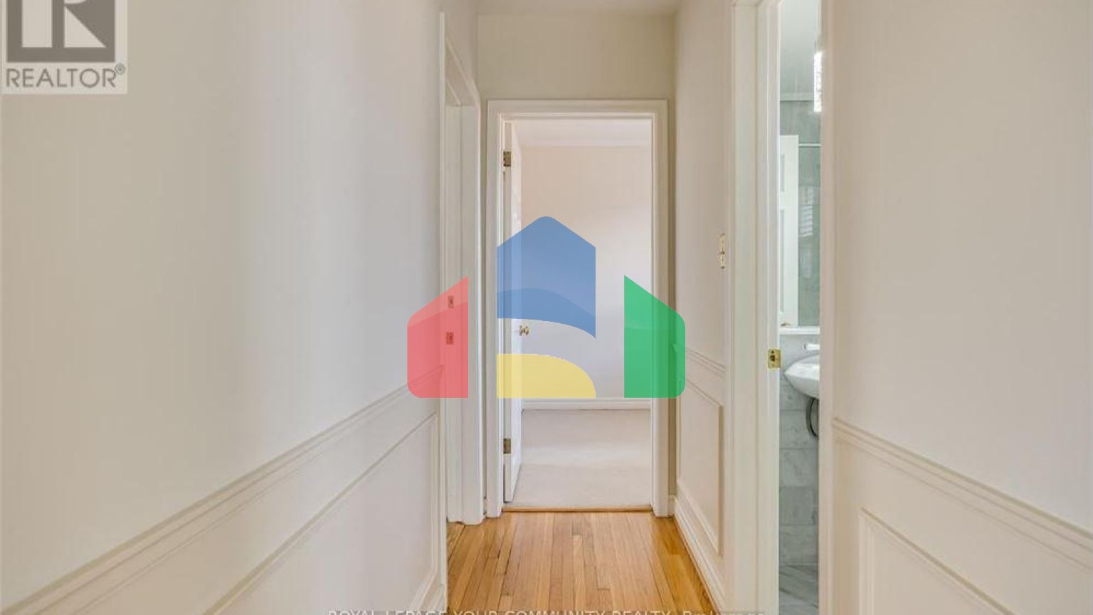 Residential - Single Family Home - Toronto, Canada - Canada