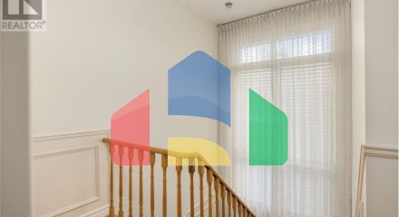 Residential - Single Family Home - Toronto, Canada - Canada