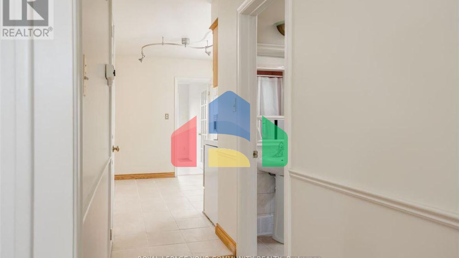 Residential - Single Family Home - Toronto, Canada - Canada