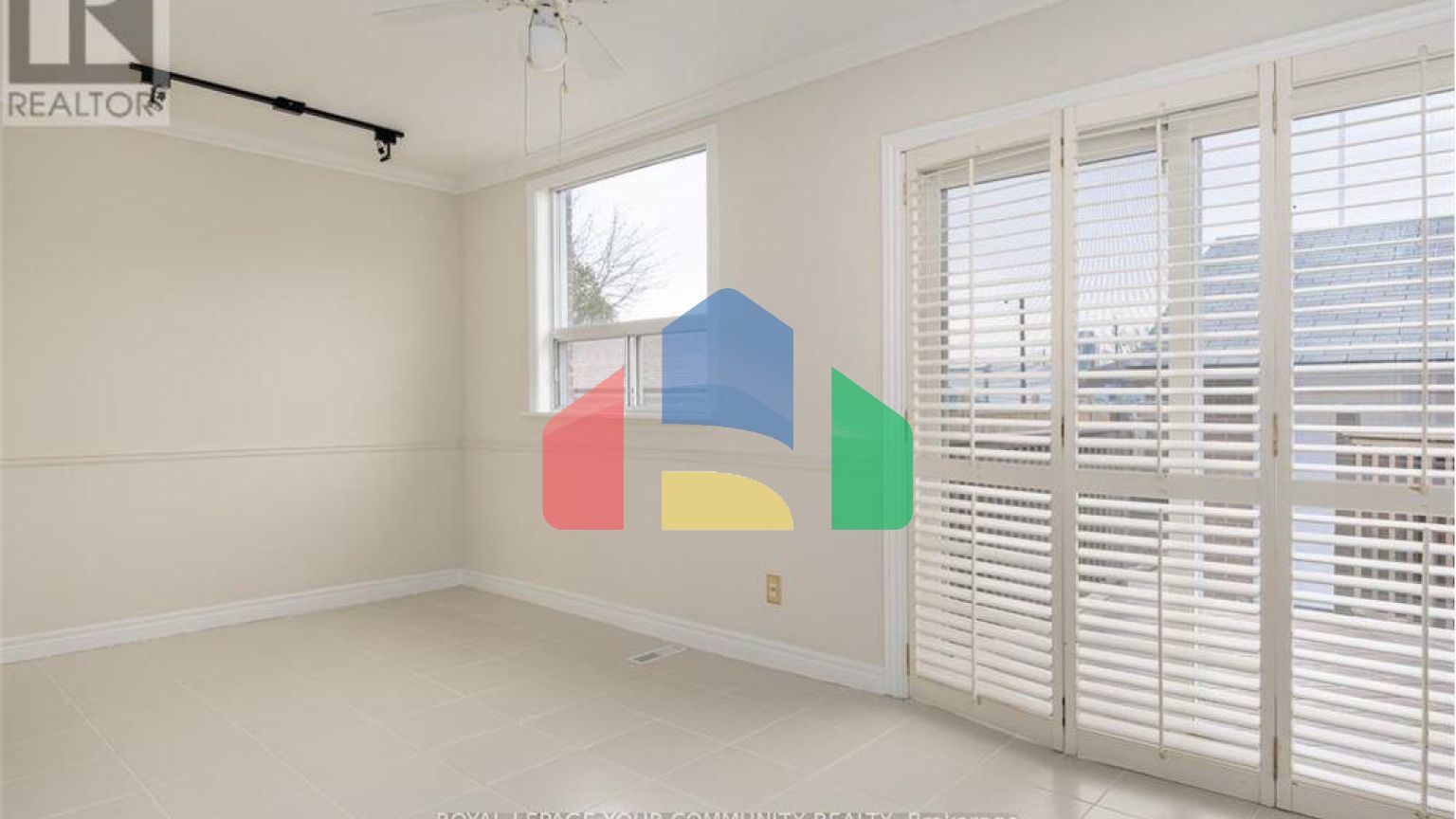 Residential - Single Family Home - Toronto, Canada - Canada