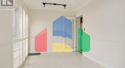 Residential - Single Family Home - Toronto, Canada - Canada