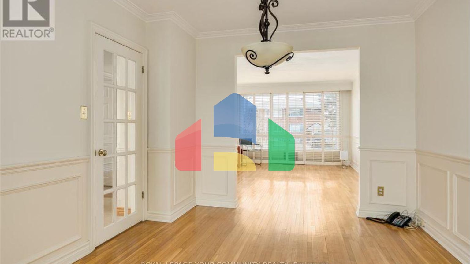 Residential - Single Family Home - Toronto, Canada - Canada