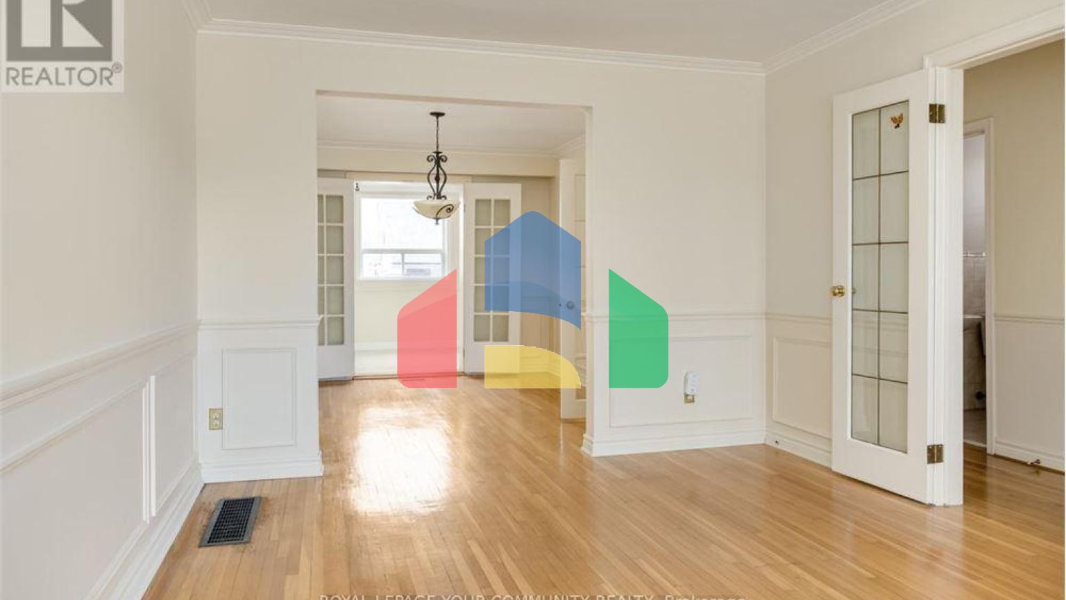 Residential - Single Family Home - Toronto, Canada - Canada