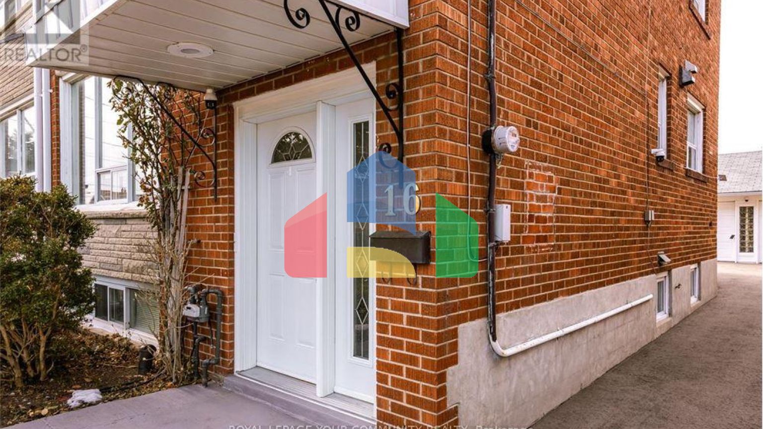 Residential - Single Family Home - Toronto, Canada - Canada