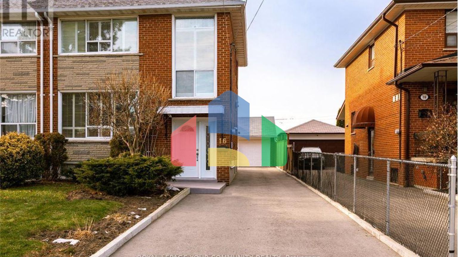 Residential - Single Family Home - Toronto, Canada - Canada