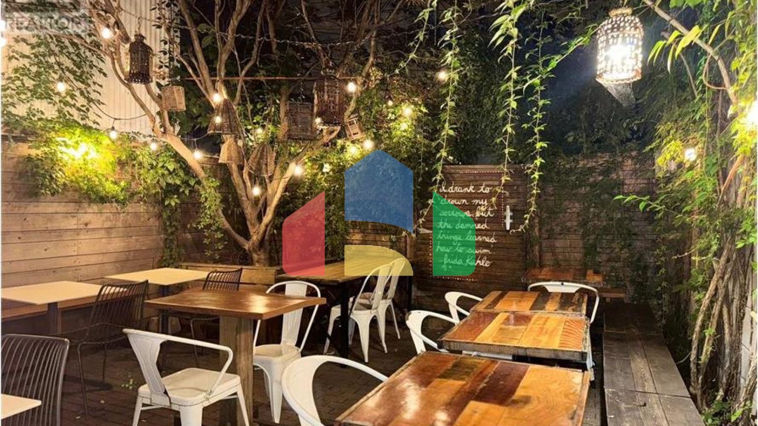 Commercial - Commercial/Retail - Toronto, Canada - Canada