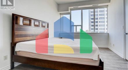 Residential - Single Family Home - Toronto, Canada - Canada