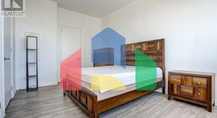 Residential - Single Family Home - Toronto, Canada - Canada