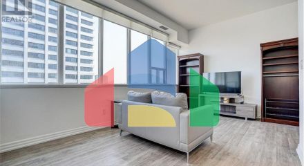 Residential - Single Family Home - Toronto, Canada - Canada