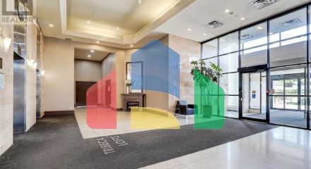 Residential - Single Family Home - Toronto, Canada - Canada