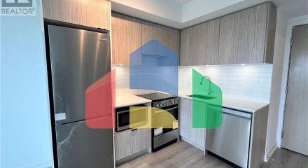 Residential - Single Family Home - Toronto, Canada - Canada