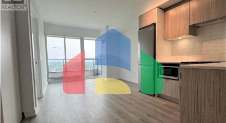 Residential - Single Family Home - Toronto, Canada - Canada