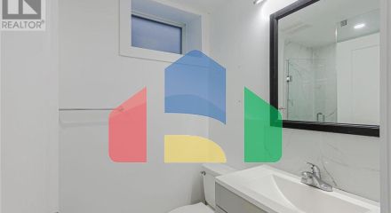 Residential - Single Family Home - Toronto, Canada - Canada