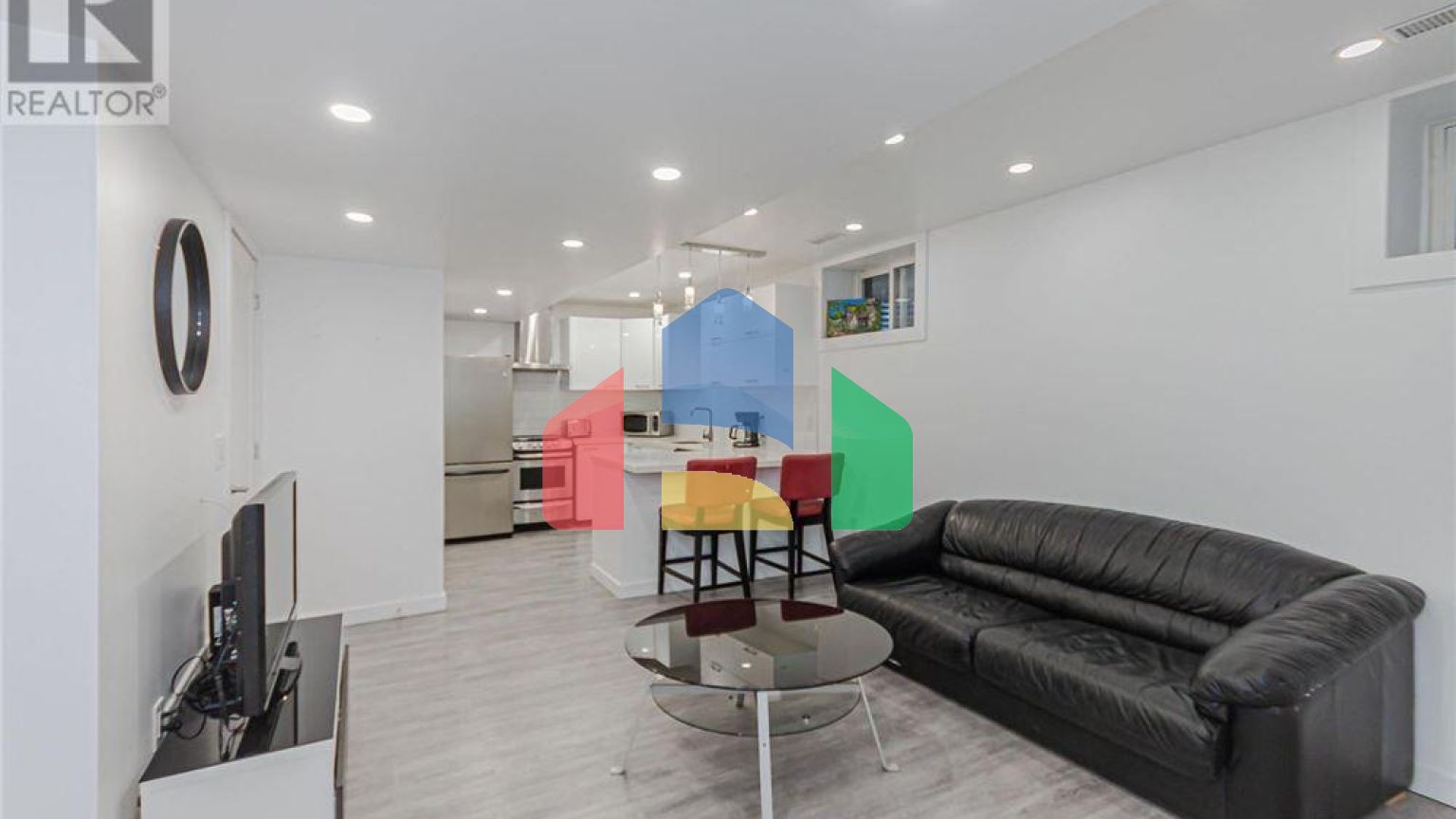 Residential - Single Family Home - Toronto, Canada - Canada