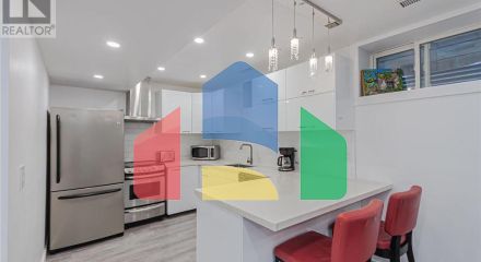 Residential - Single Family Home - Toronto, Canada - Canada