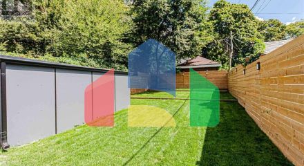 Residential - Single Family Home - Toronto, Canada - Canada