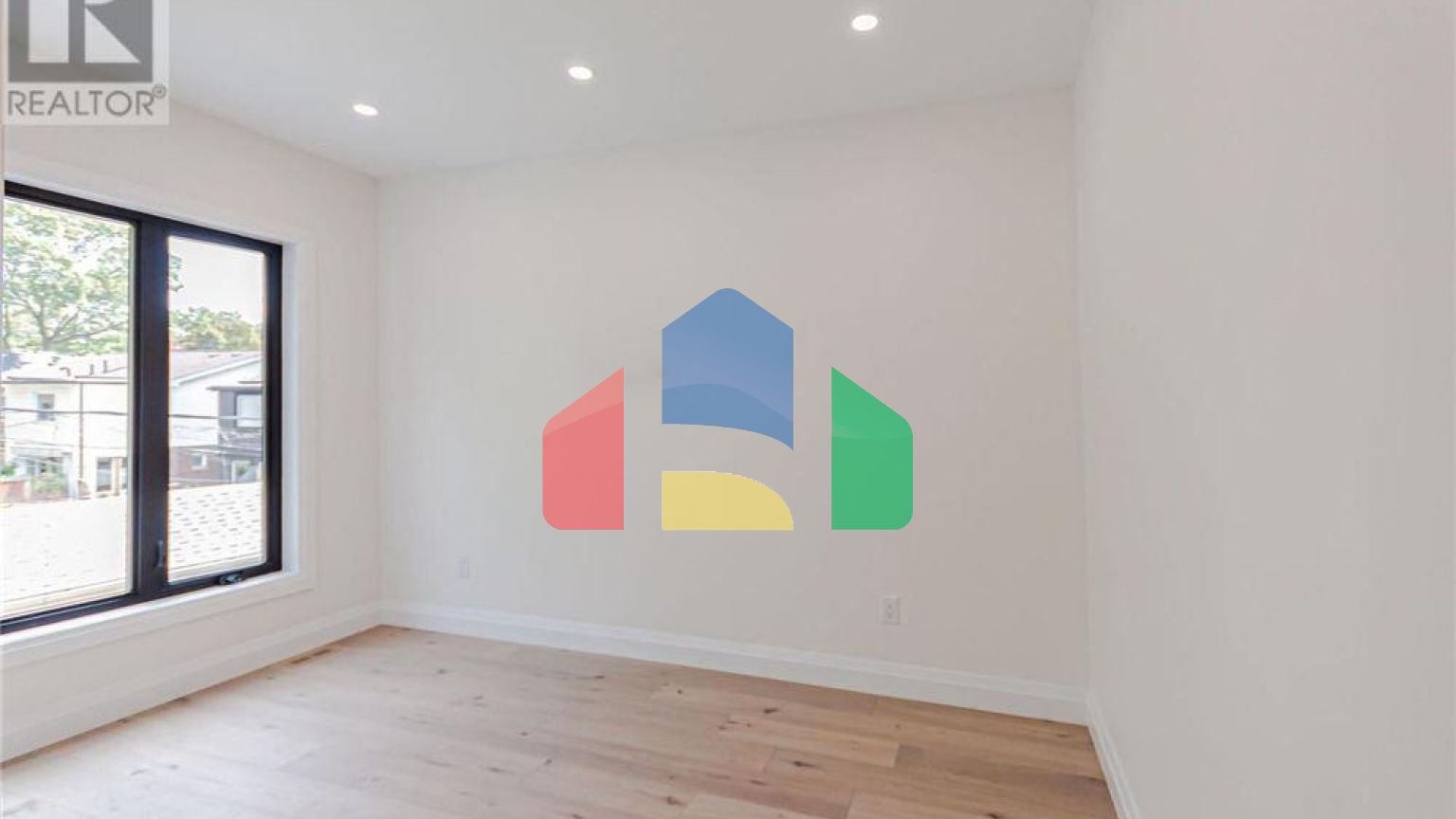 Residential - Single Family Home - Toronto, Canada - Canada