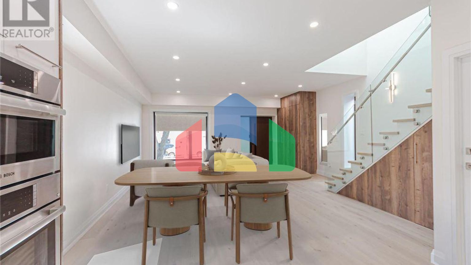 Residential - Single Family Home - Toronto, Canada - Canada