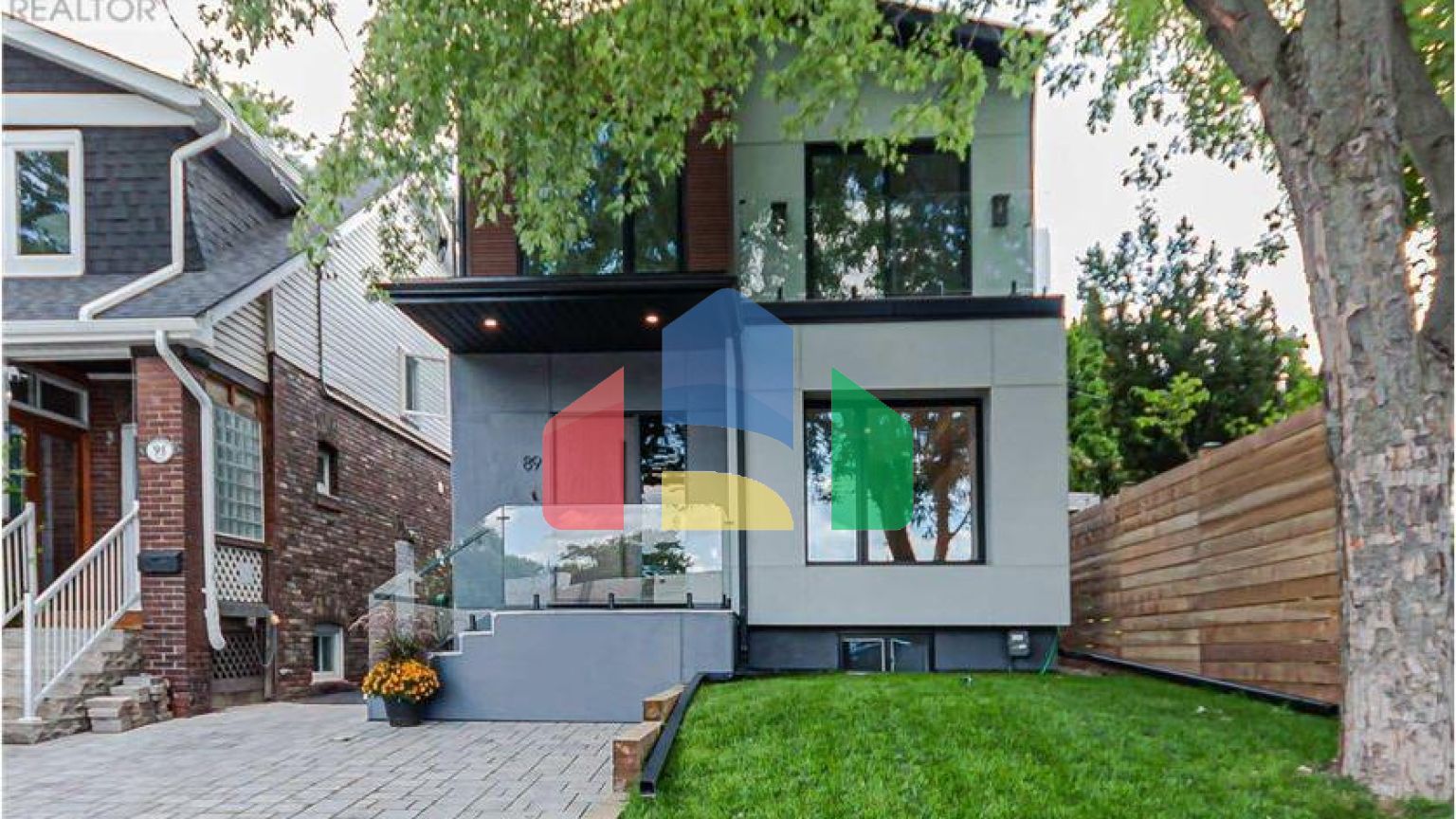Residential - Single Family Home - Toronto, Canada - Canada