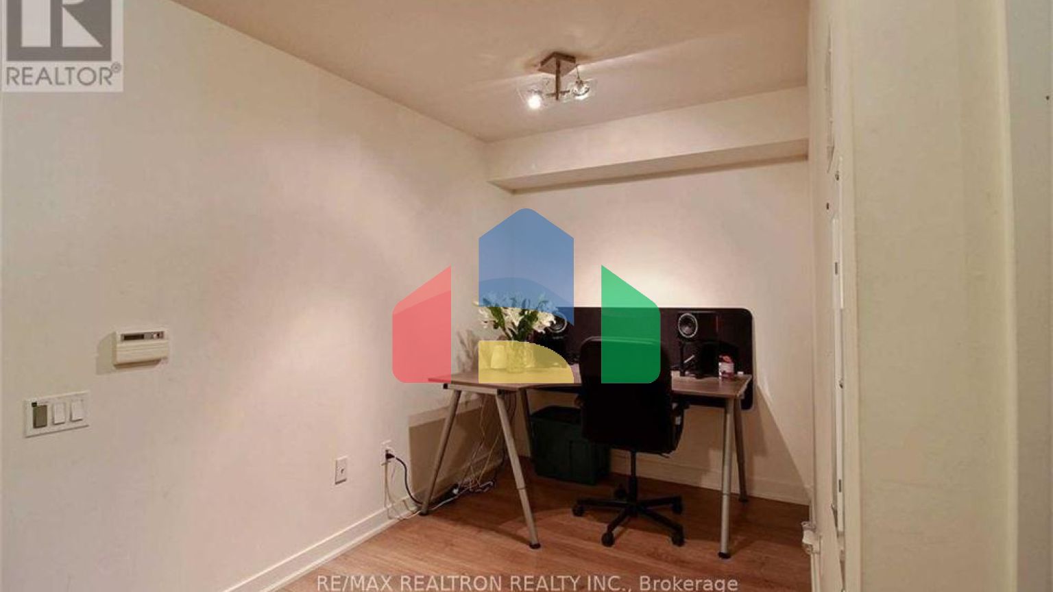 Residential - Condo/Apartment - Toronto, Canada - Canada