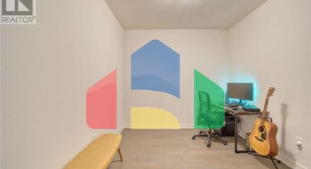 Residential - Single Family Home - Toronto, Canada - Canada