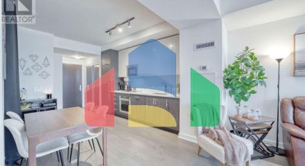 Residential - Single Family Home - Toronto, Canada - Canada